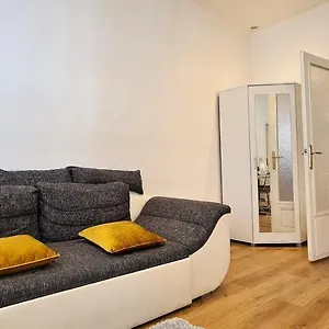  Appartamento Wiener Buddha Style Flat With Inner Garden- Marzstrasse Austria
